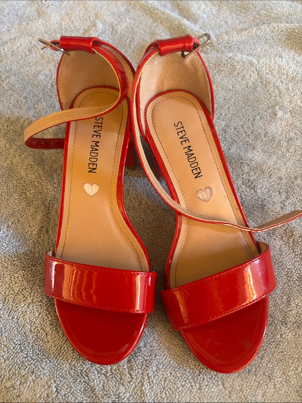 Steve Madden Red Patent Ankle-Strap Block Heels girls size 1